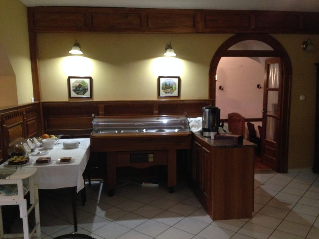 Juhasz Fogado Bed & Breakfast Fonyod Exterior photo